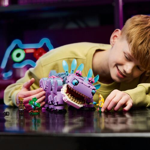 LEGO® Fortnite® Klombo Juguete Basado en el Videojuego 77077
