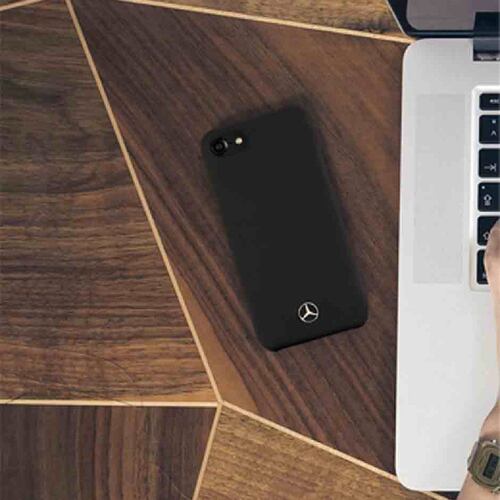 Funda Iphone SE3 Mercedes Benz Carbono Piel Negra