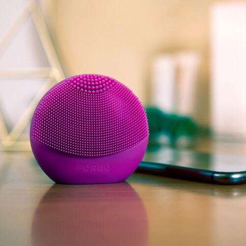 Cepillo Facial Foreo Luna Fofo Purple