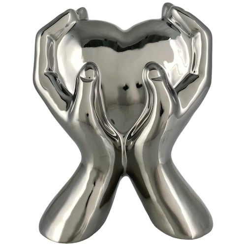 Figura Decorativa Concepts Life Diseño Manos Sosteniendo Corazón
