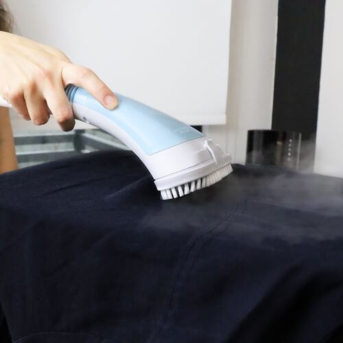 RCA Plancha de Vapor con Burro Integrado y una Capacidad de 1800 ml, Potencia de 1300 watts