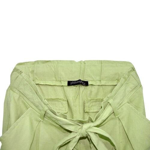 Short para mujer, recto con elástico en la cintura, cinta de amarre y bolsillos Philosophy Jr talla mediana color verde modelo LNSH22CLNN