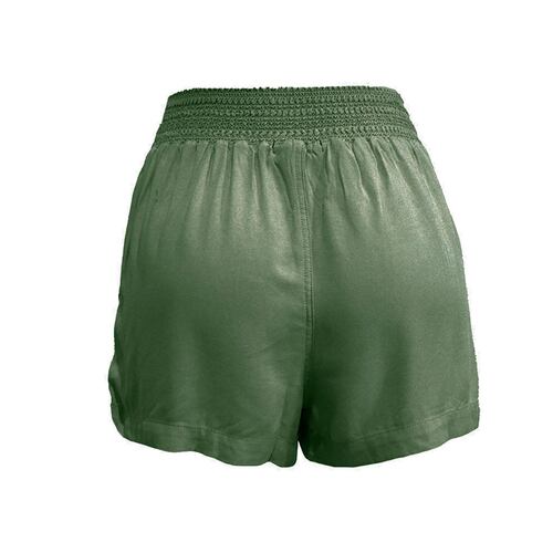 Short para mujer con elástico en cintura, jareta y bolsillos Philosophy Jr talla mediana color verde obscuro modelo TWSH06CLN