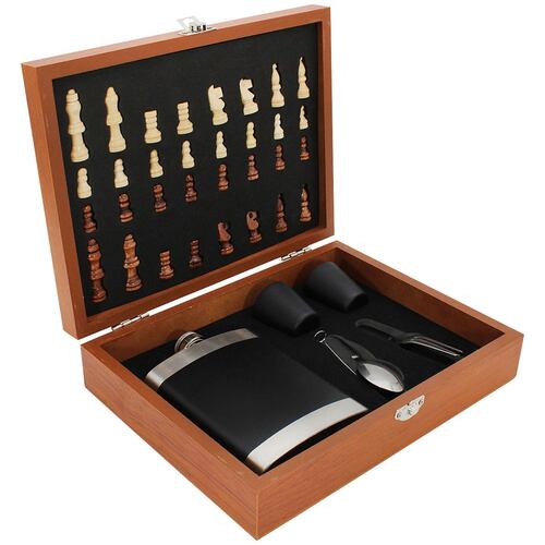 Juego de licorera 8 onzas, 2 vasos, cuchillo, tenedor y juego de ajedrez con estuche