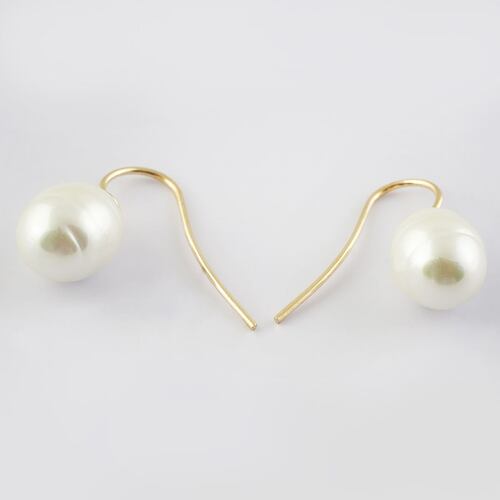 Aretes Perla Blanca 10mm Chapa Madreperla