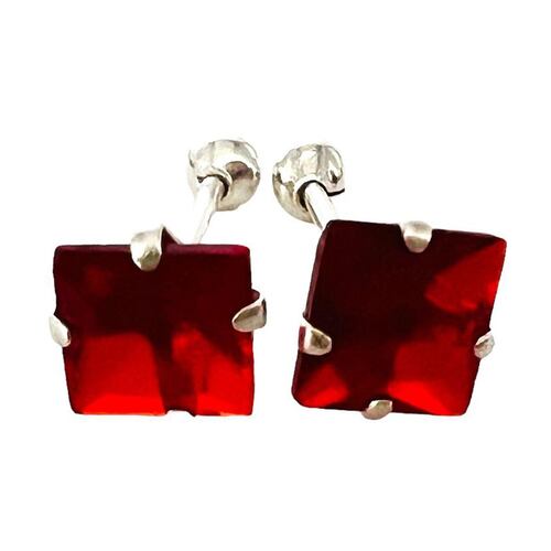 Broquel Cuadrado Plata 925 Piedra Roja Chico APL110423