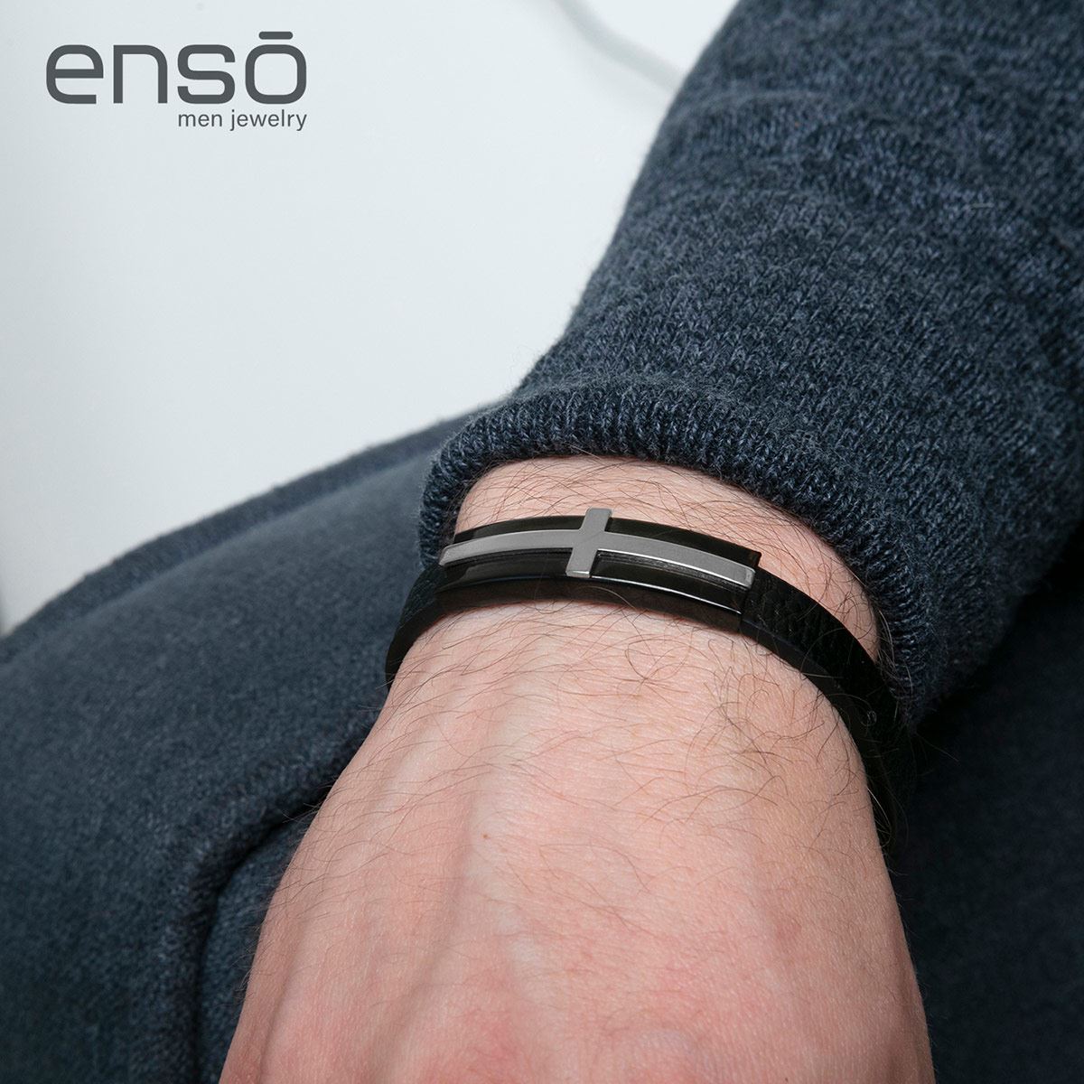 Pulsera De Acero Inoxidable Enso Para Hombre Color Negro Em0038B