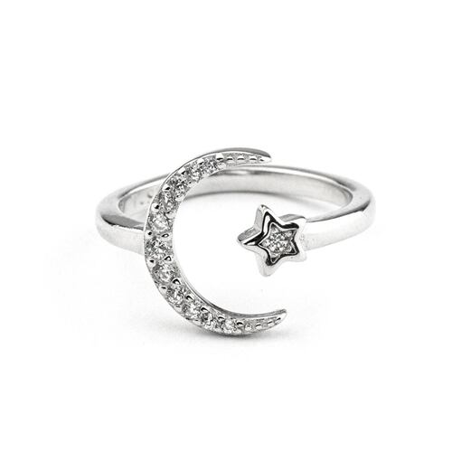 Anillo Luna Con Estrella Diamante Simulado  0502244  Plata .925 Terminado En Rodio Vicari
