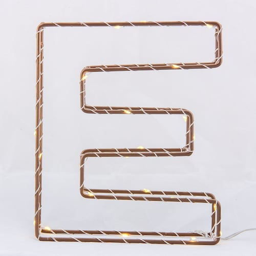 Letra decorativa con luz "E"