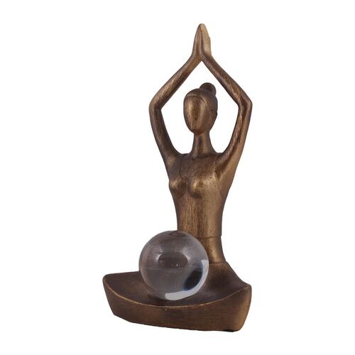 Home Nature Figura Decorativa Mujer Yoga Manos Arriba Con Bola De Cristal   30.5*17.5*11.5 Cm