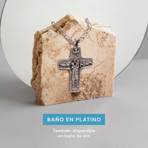 Cruz Mediana del Buen Pastor Baño de Platino 18K