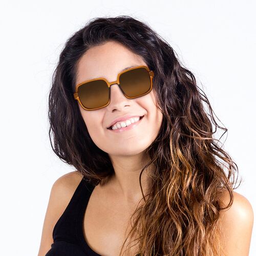 Lentes de Sol Cuadrados Mossimo Café para Mujer