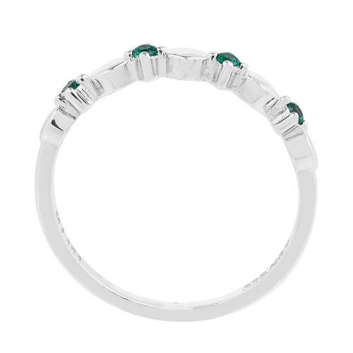 Anillo Redondo Corazones Lisos Y Zirconias Verdes Villalpando