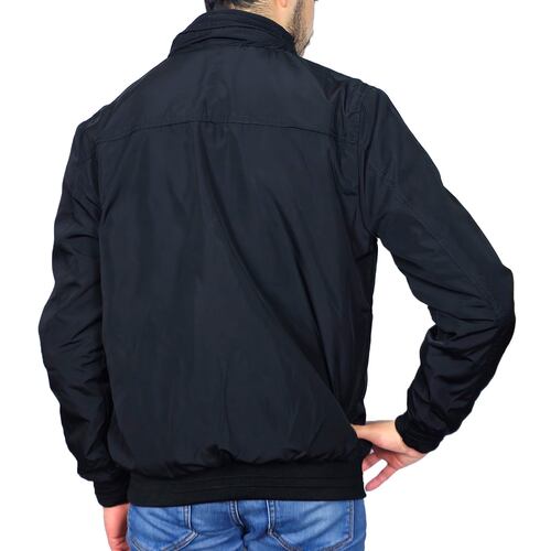 Chamarra U SPORT Negro Talla Mediana para Hombre