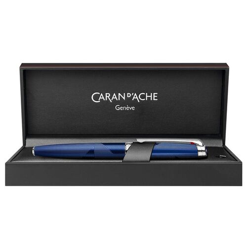 Pluma Fuente Caran D'Ache Leman Azul Marino
