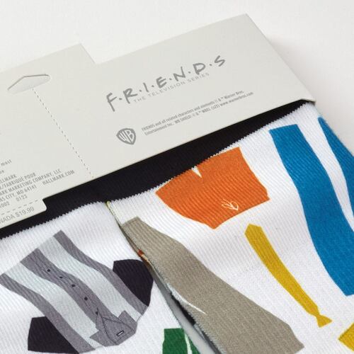 Calcetines Con Estampado De Prendas Masculinas Friends