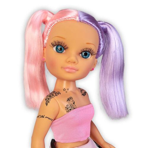 E8NANCY TODOS LOS DIAS UN TATTOO