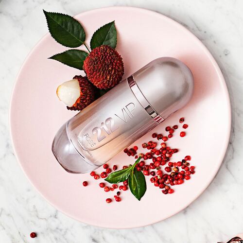 Carolina Herrera 212 Vip Rosé Set Para Dama Perfume EDP 80ml+ Body Lotion 100ml + Perfume de Bolsillo 10ml