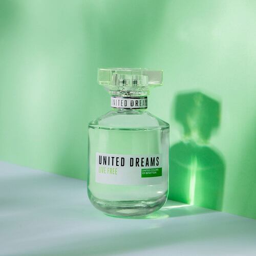 Benetton United Dreams Live Free Set para Dama Fragancia EDT 80ml + Desodorante 150ml + Body Lotion 75ml + Vial 10ml