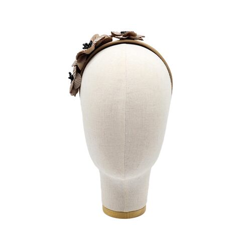 Diadema Ancha con Flores en Color Beige Pressume
