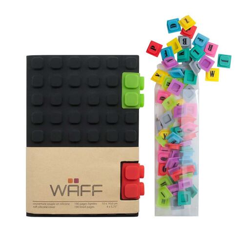 Libreta mediana negra + Cubos de colores Waff
