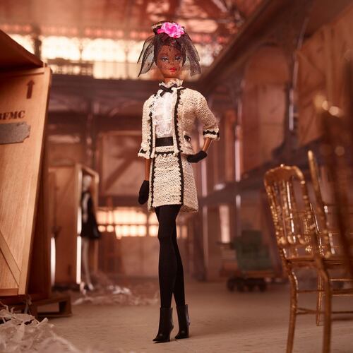 Barbie Signature Muñeca Modelo de colección