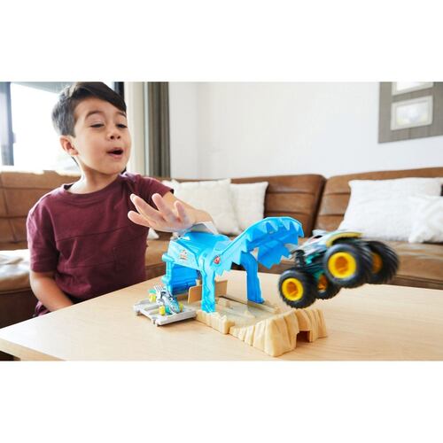Hot Wheels Monster Trucks Lanzador Shark