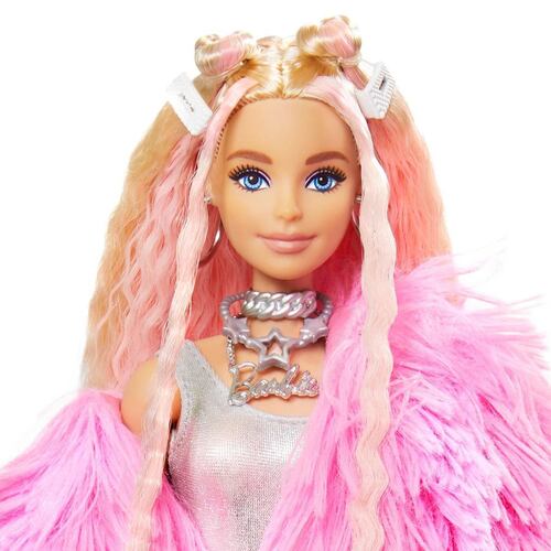 Barbie Fashionista, Barbie Extra abrigo rosa