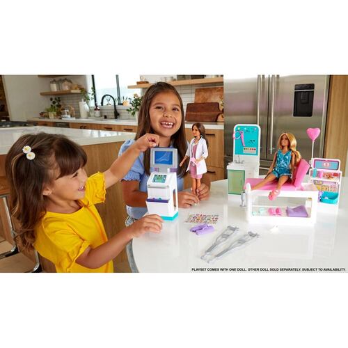 Barbie Careers, Cast Clinic