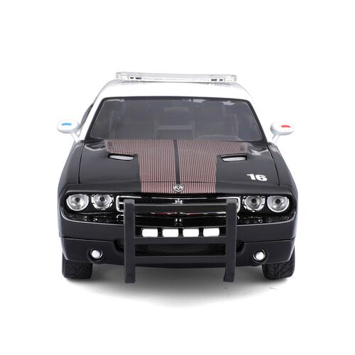 Vehículo a Escala 1:43 Dodge Challenger 2006 Edición Especial Patrulla MAISTO