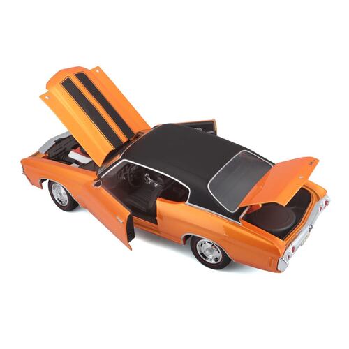 1:18 1971 Chevrolet Chevelle Ss454 Sport Coupe Naranja