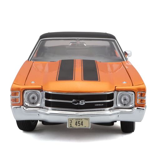 1:18 1971 Chevrolet Chevelle Ss454 Sport Coupe Naranja