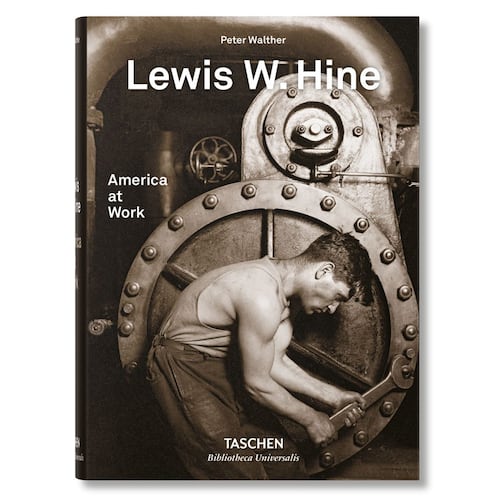 Libro Lewis W. Hine. America At Work