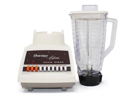 Licuadora Oster de 10 velocidades cuchillas acero 869-16G