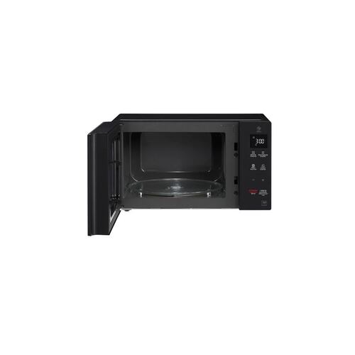Horno de Microondas LG  NeoChef 1.5 pies³ Negro EasyClean  y Smart Diagnosis