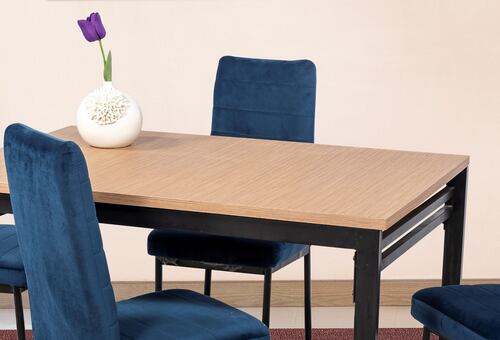 Comedor Troya 4 Azul Sillas Tubulares y Cubierta de Tablero.