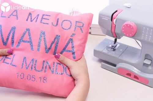 Máquina de coser JANOME sew mini deluxe gray.