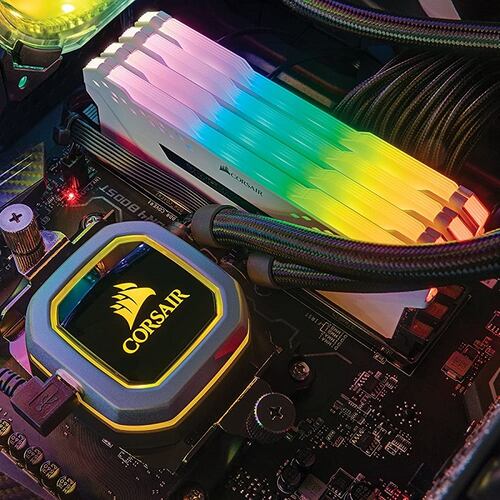 Memorias Ram DDR4 Corsair Vengeance RGB PRO 3000MHz 16GB PC4-24000 Kit 2x8 Blancas CMW16GX4M2C3000C15W