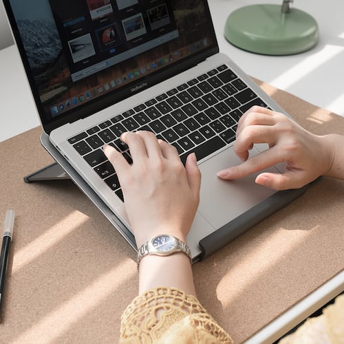 Soporte Base para Monitores Dibujo, Tabletas, Laptops PARBLO PR110