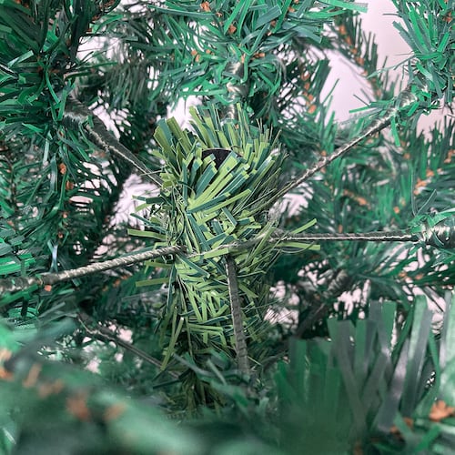 Arbol De Navidad 2.10 m Artificial Frondoso Follaje Pino Verde Apariencia Natural