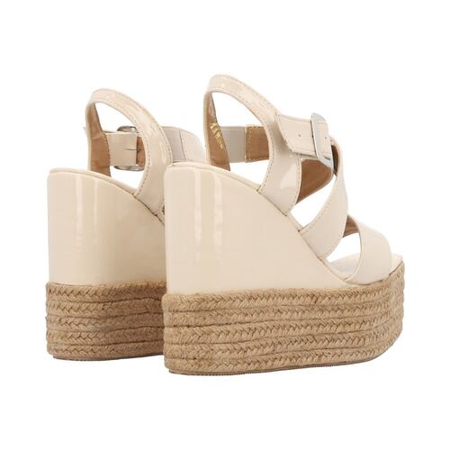 Sandalia de Plataforma Color Charol Nude Con Hebilla Ajustable