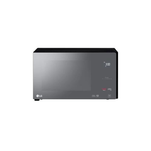 Horno microondas LG  NeoChef 1.5 pies negro con EasyClean y Smart Diagnosis 