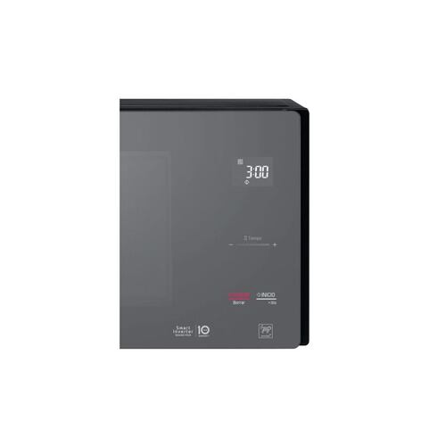 Horno microondas LG  NeoChef 1.5 pies negro con EasyClean y Smart Diagnosis 
