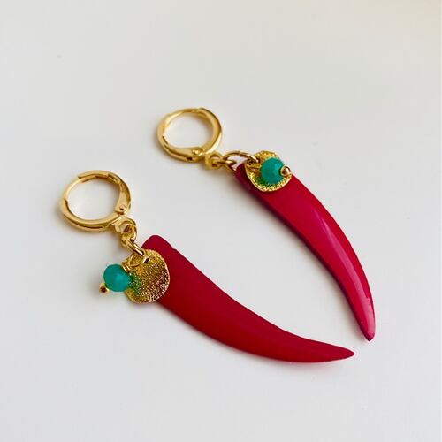 Aretes con Diente Rosa Pink- Baño de oro 18K