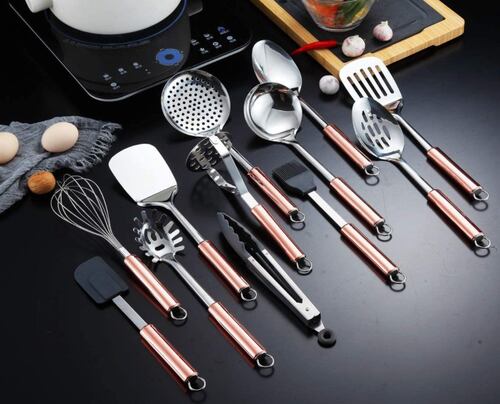 Juego de utensilios de cocina 12 Piezas mango de oro rosa