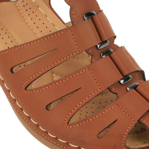 Sandalia confort Shosh para mujer, tipo pescador, color camel, mod. 985620