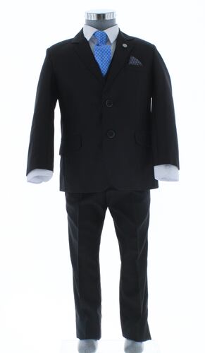 Traje de Niño Tres Piezas Color Negro 2387 2  a 18 Años.