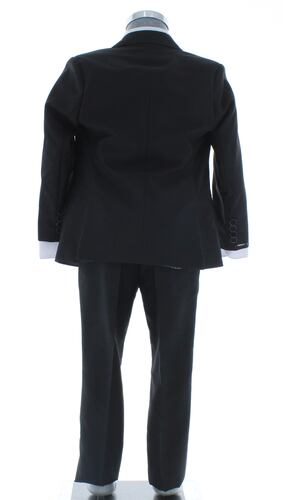 Traje de Niño Tres Piezas Color Negro 2387 2  a 18 Años.