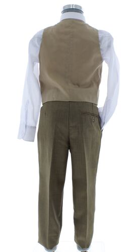 Traje de Vestir Niño Tres Piezas Color Cafe 2919 1 a 16 Años.
