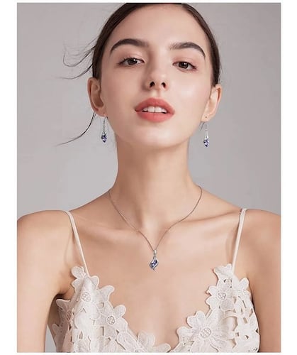 Conjunto De Collar, Aretes Y Brazalete Con Cristales Color Lila